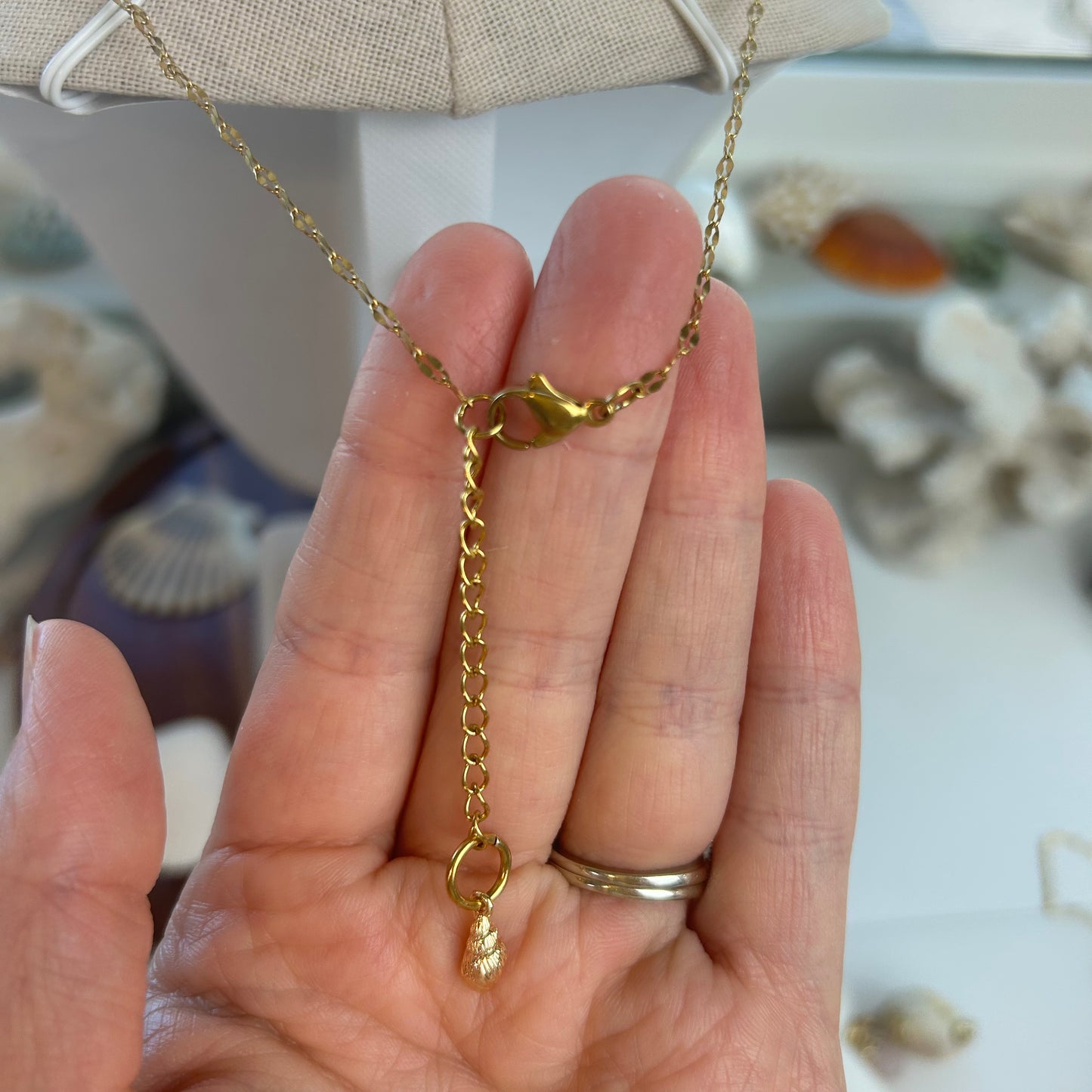 Dainty Round Mother of Pearl Split Coin Necklace