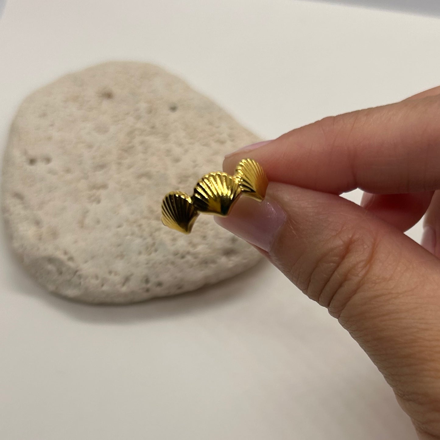 Shell Trio Gold Ring