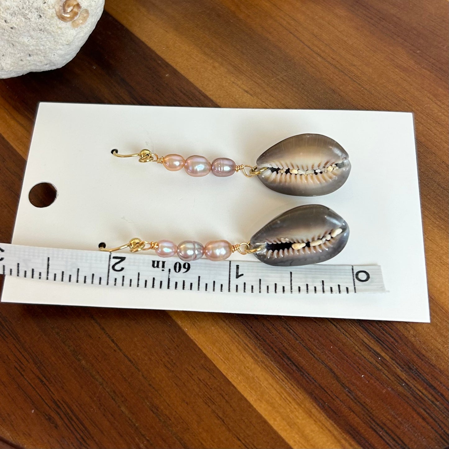 Cowrie & Lavender Pearls Earrings