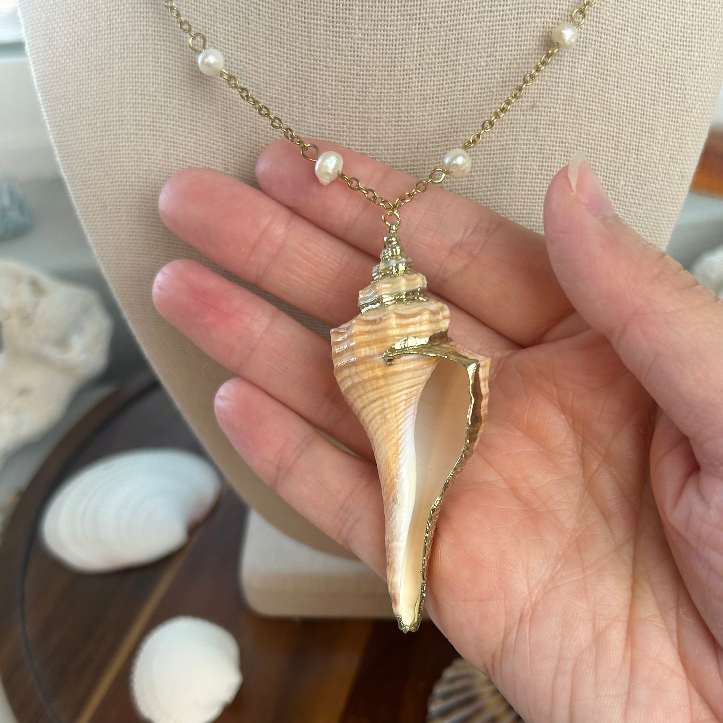 Seashell Conch & Pearls Pendant Necklace