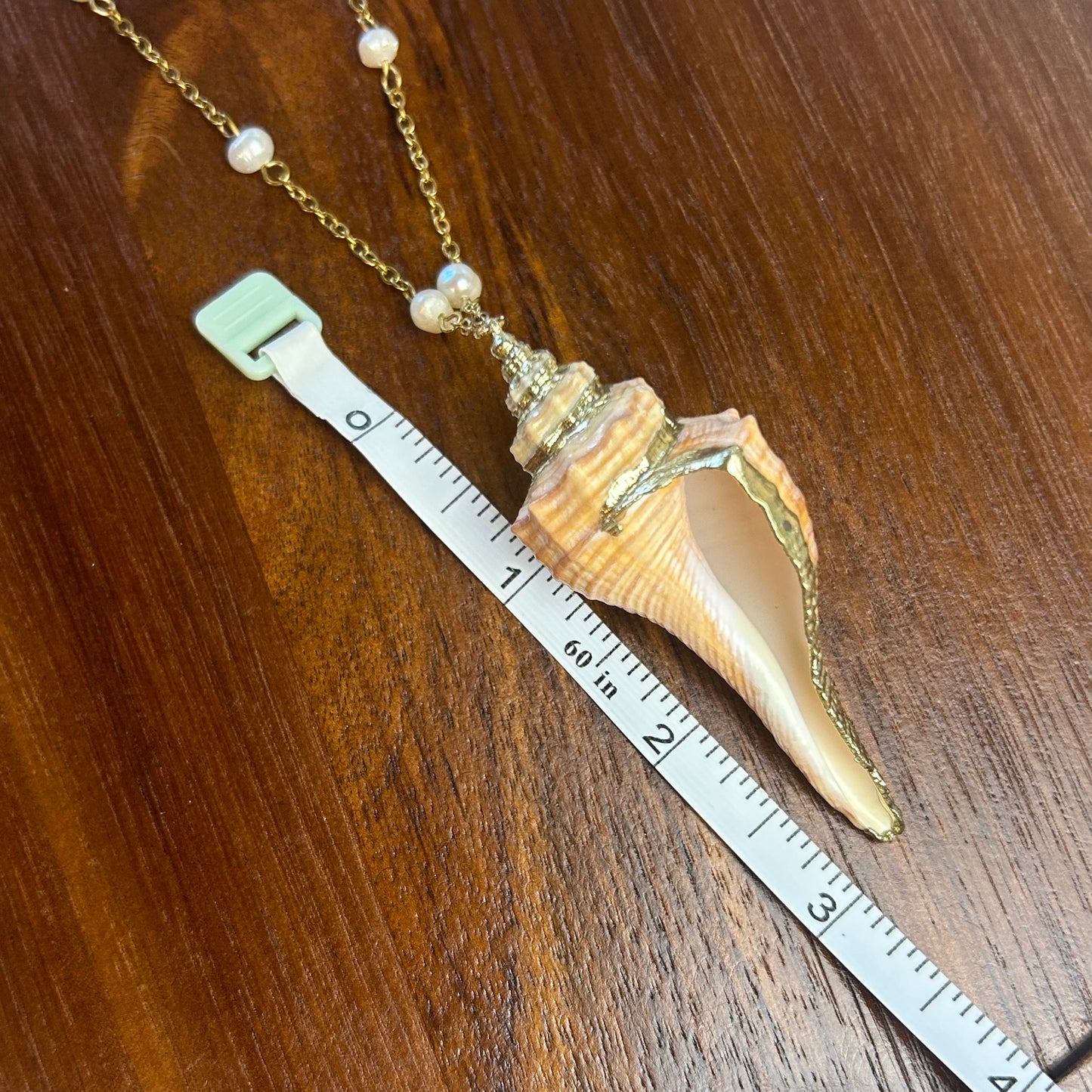 Seashell Conch & Pearls Pendant Necklace