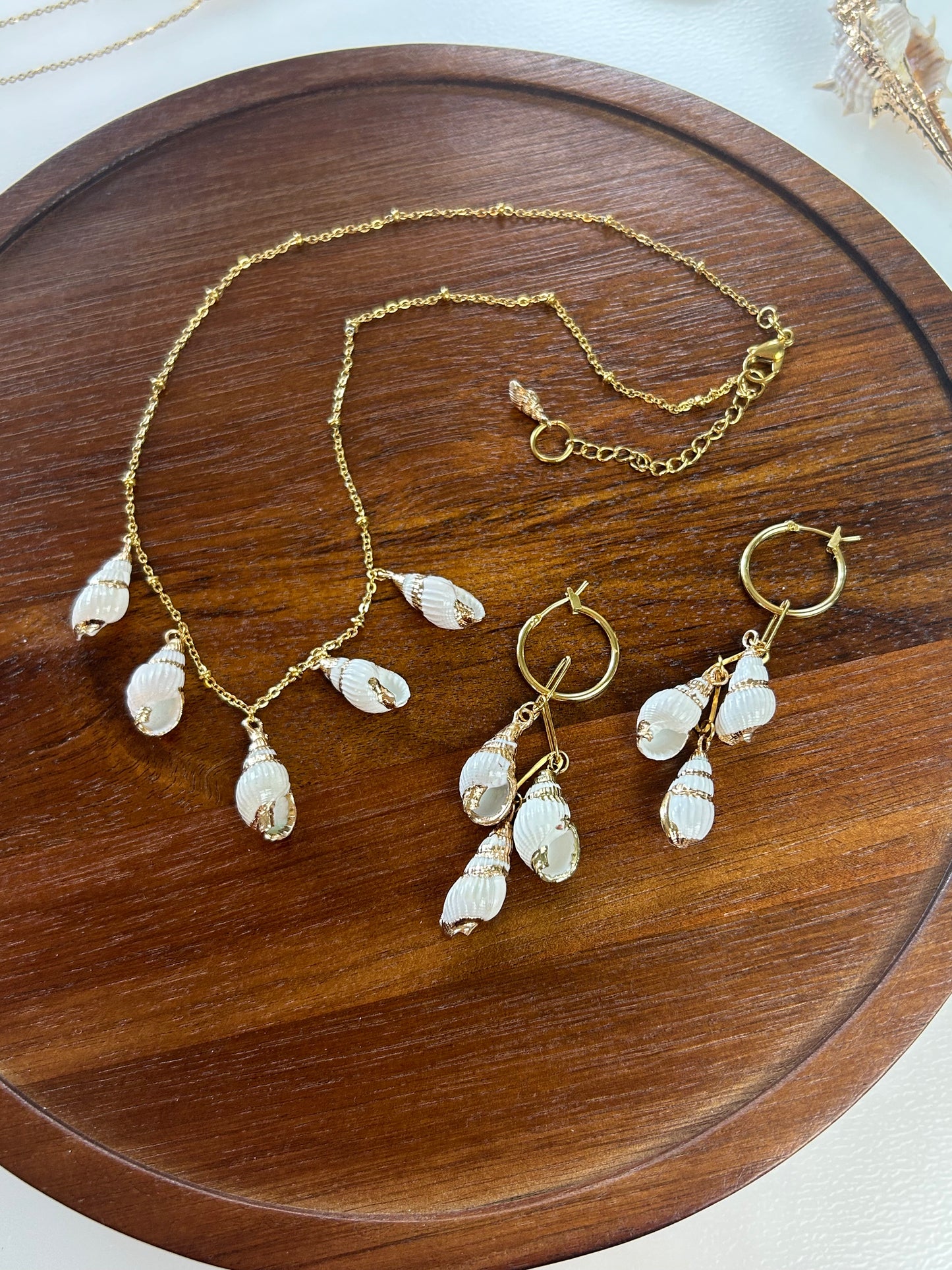 Dainty Quintet White & Gold Conch Necklace