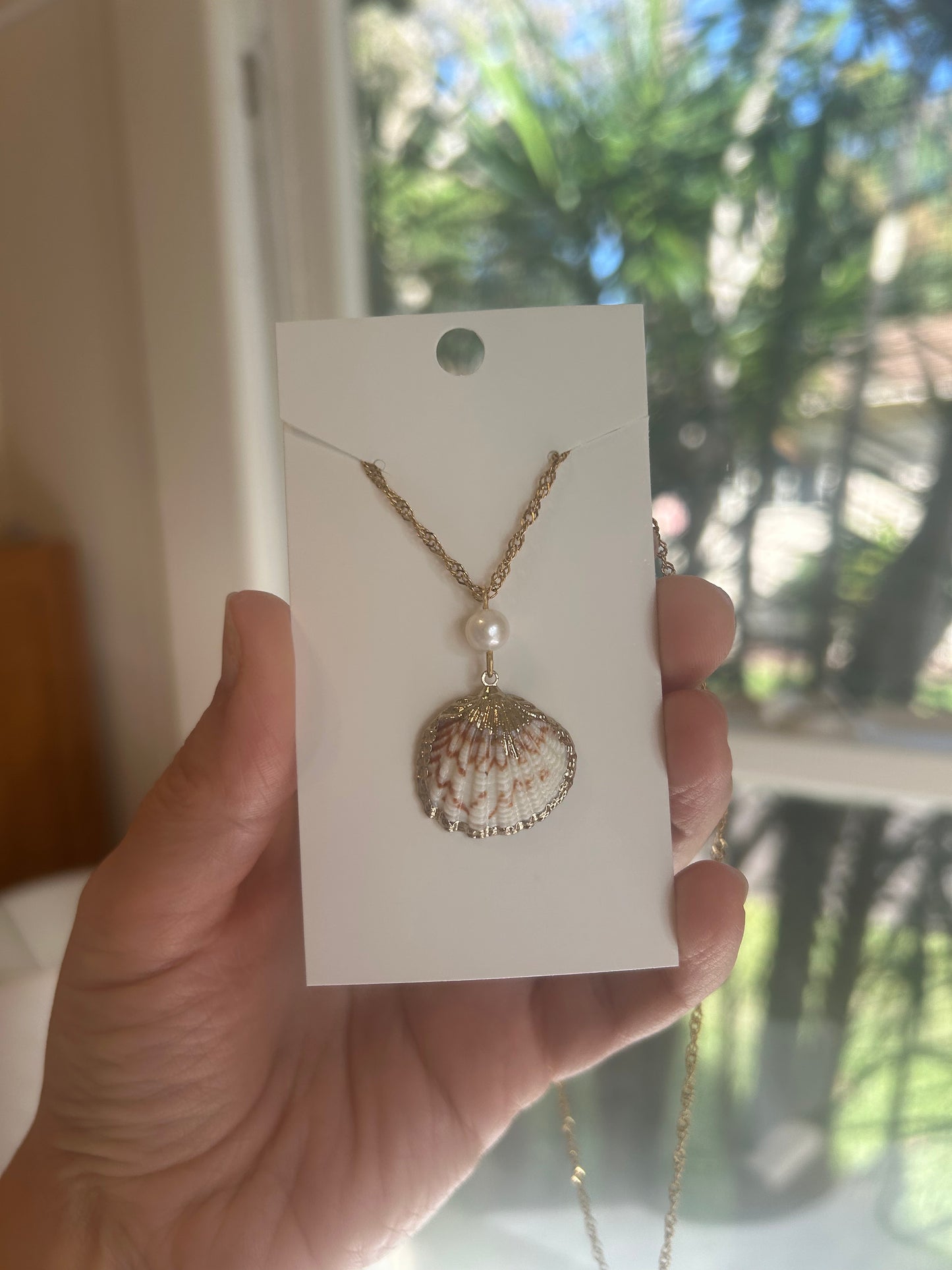 Dainty Scallop Pearl Drop Necklace