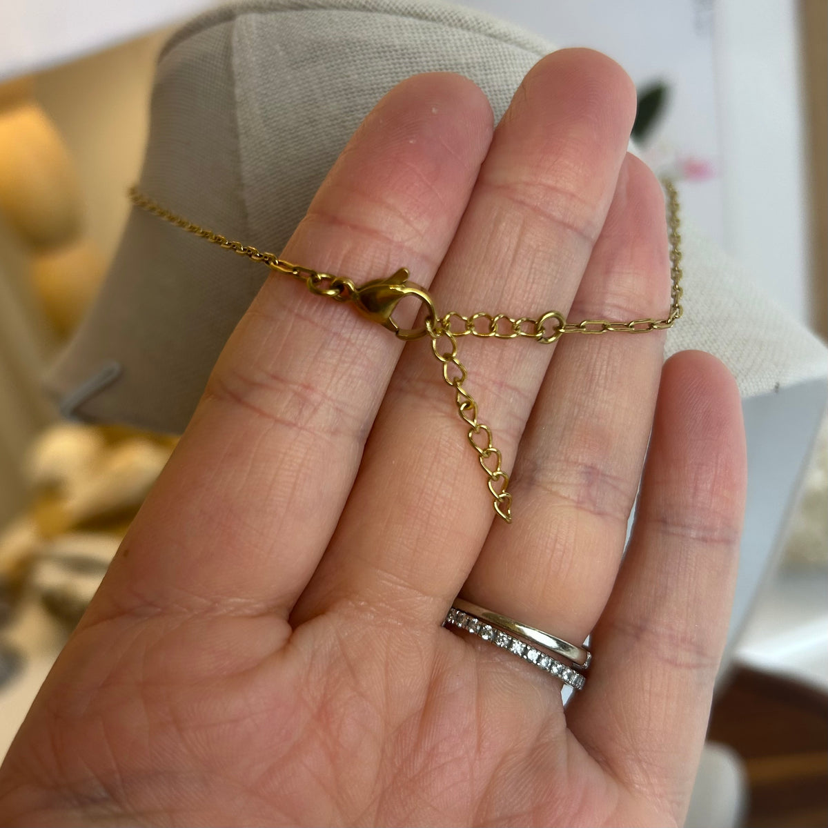 Honey Pearl Choker Necklace