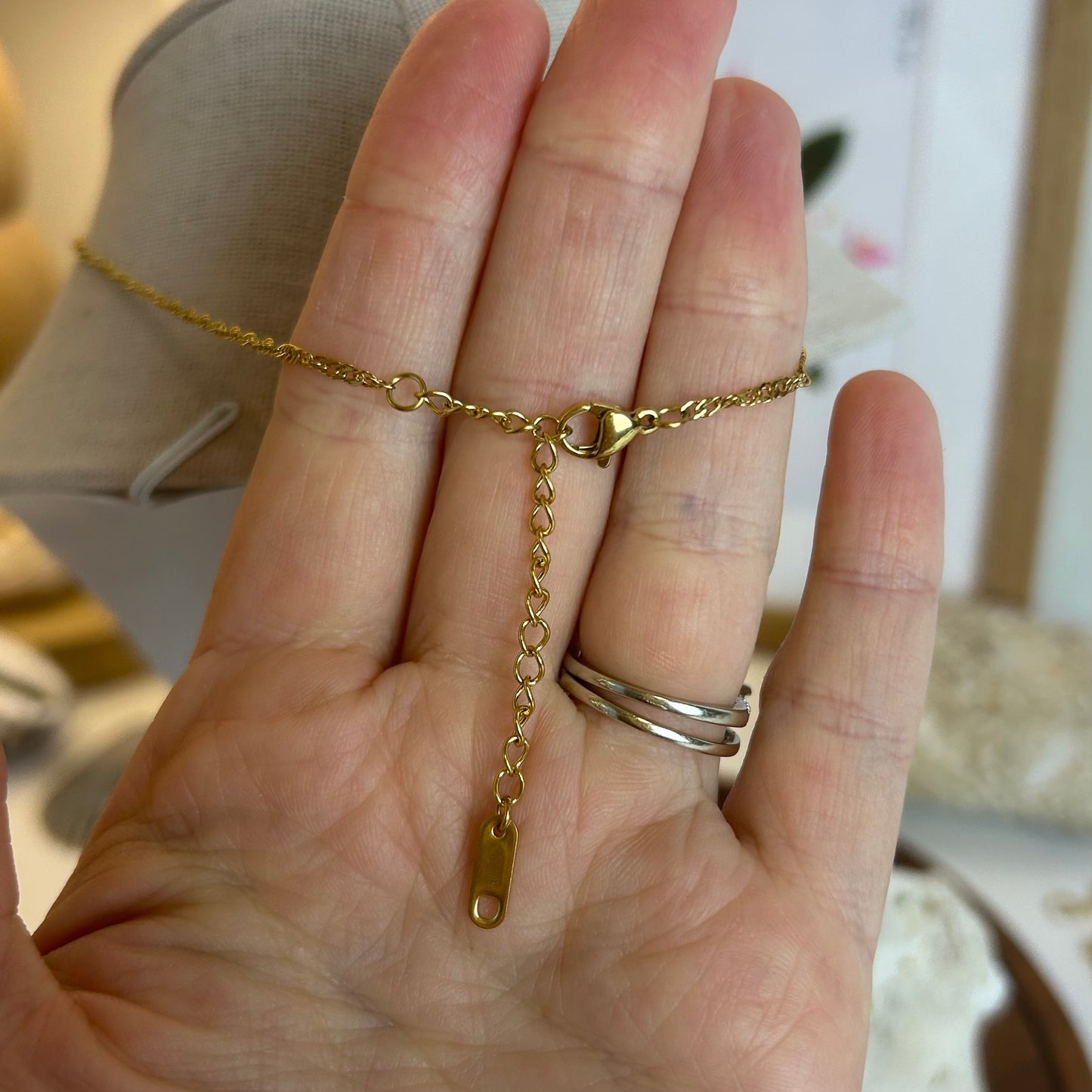 Baroque Pearl Teardrop Pendant Necklace