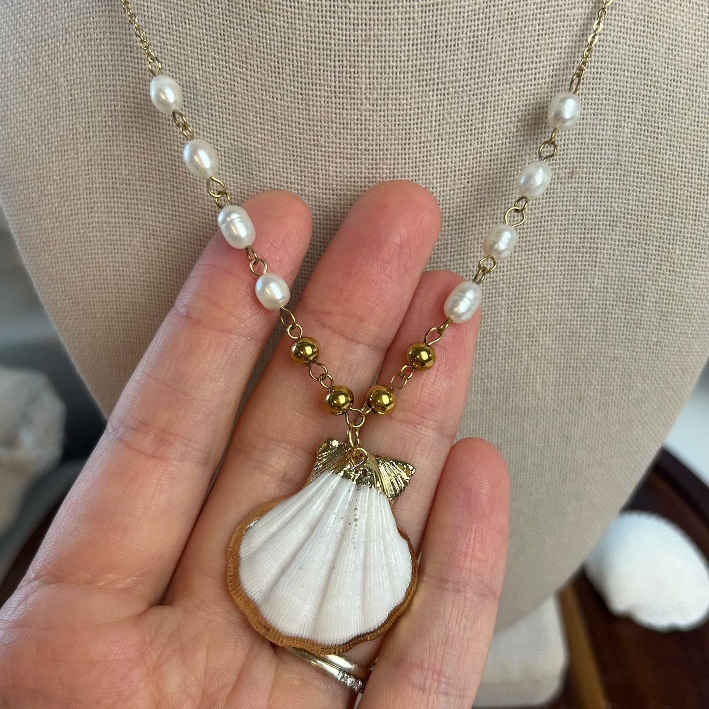 White Shell & Freshwater Pearls Necklace