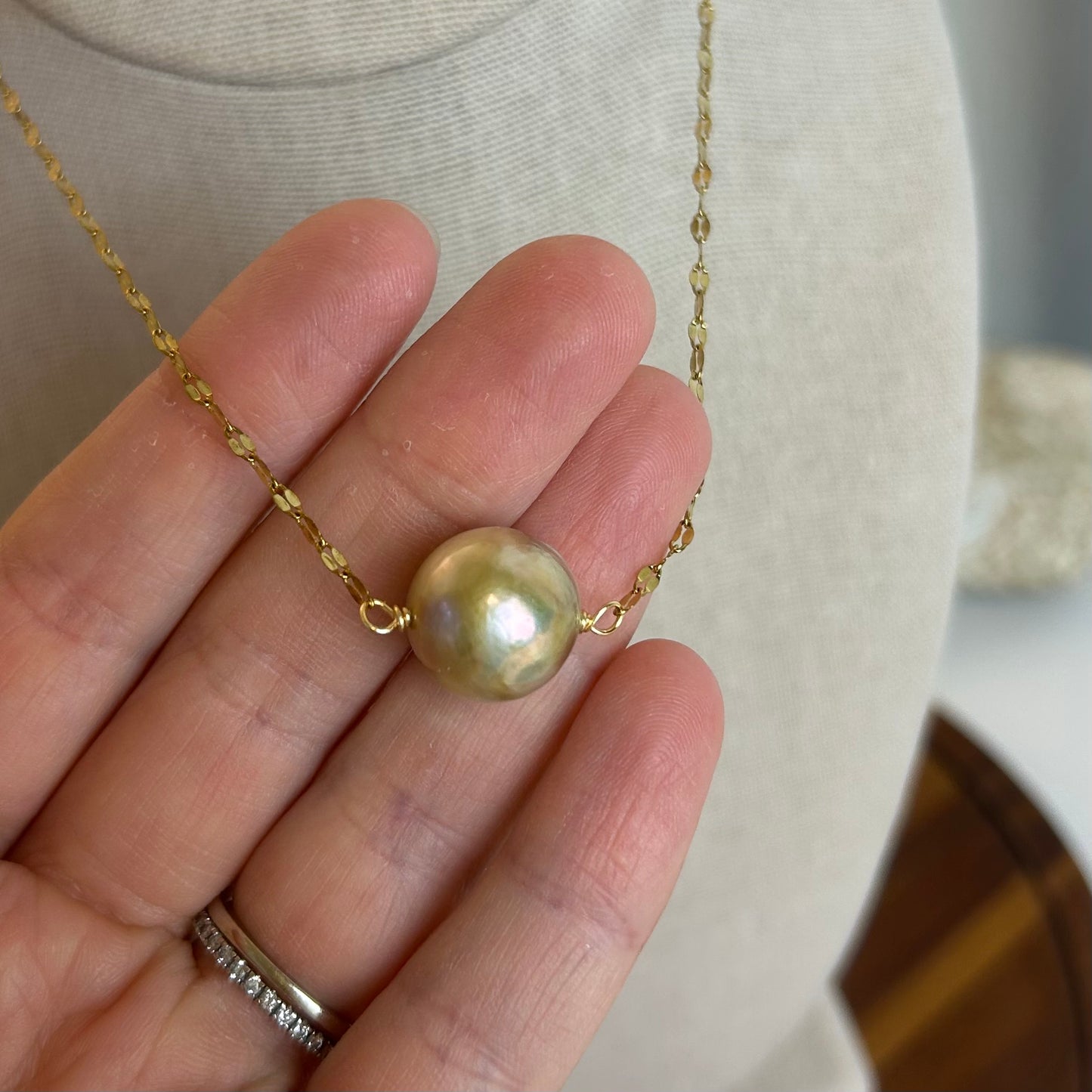 Honey Pearl Bar Necklace