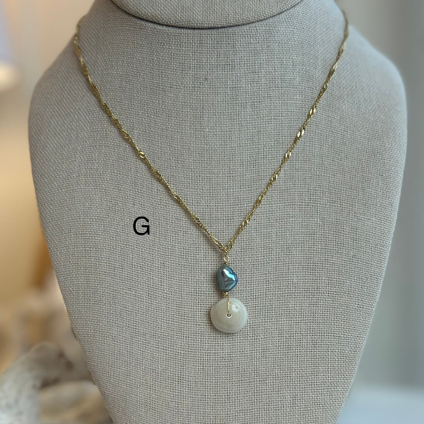 Puka & Pearl Pendant Necklace