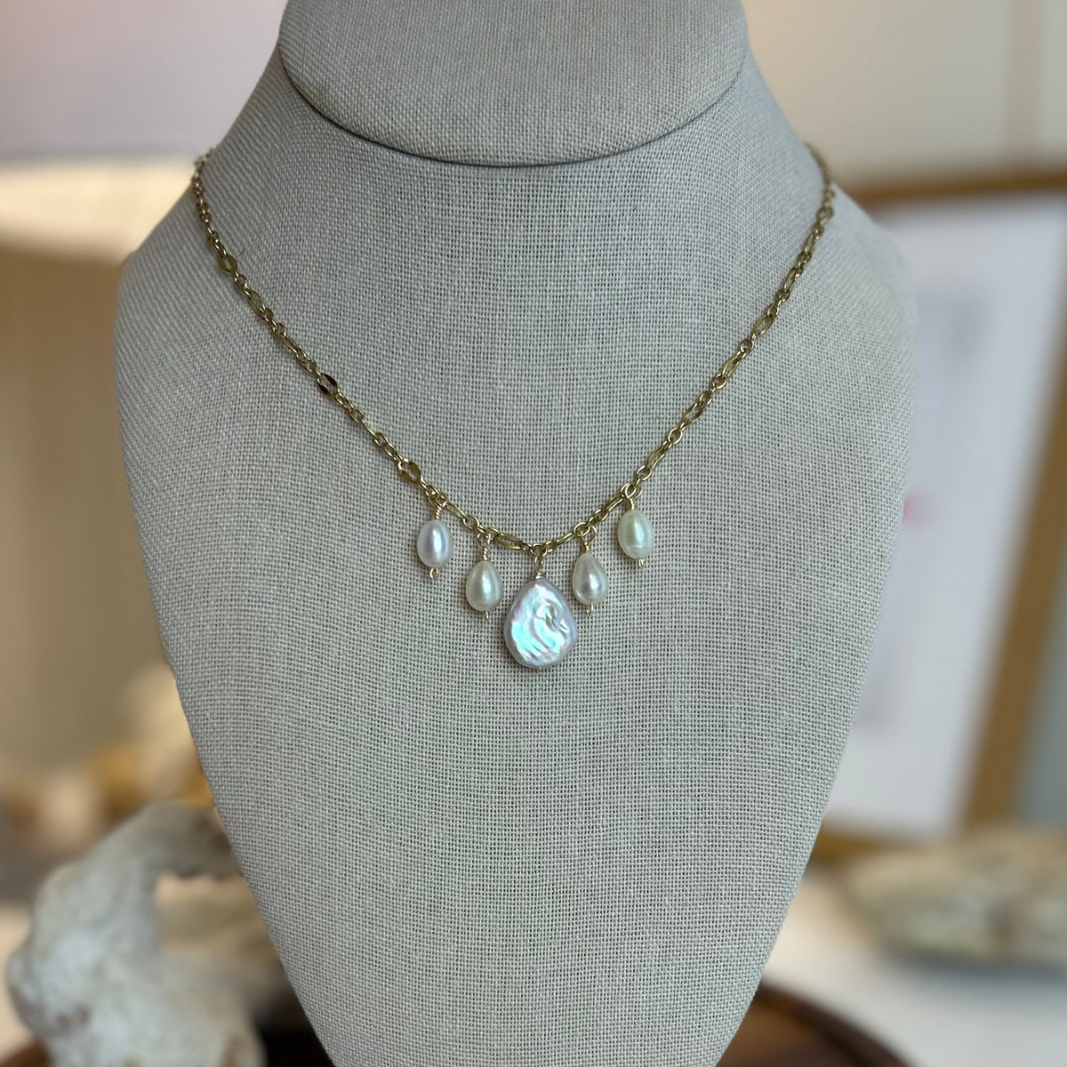 Teardrop Pearl Chorus Necklace
