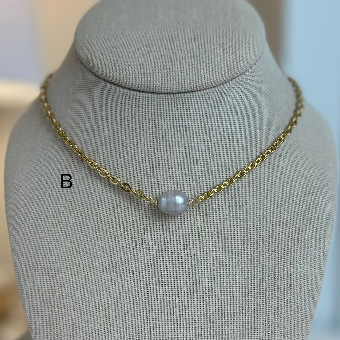Lavender Pearl Rolo Necklace