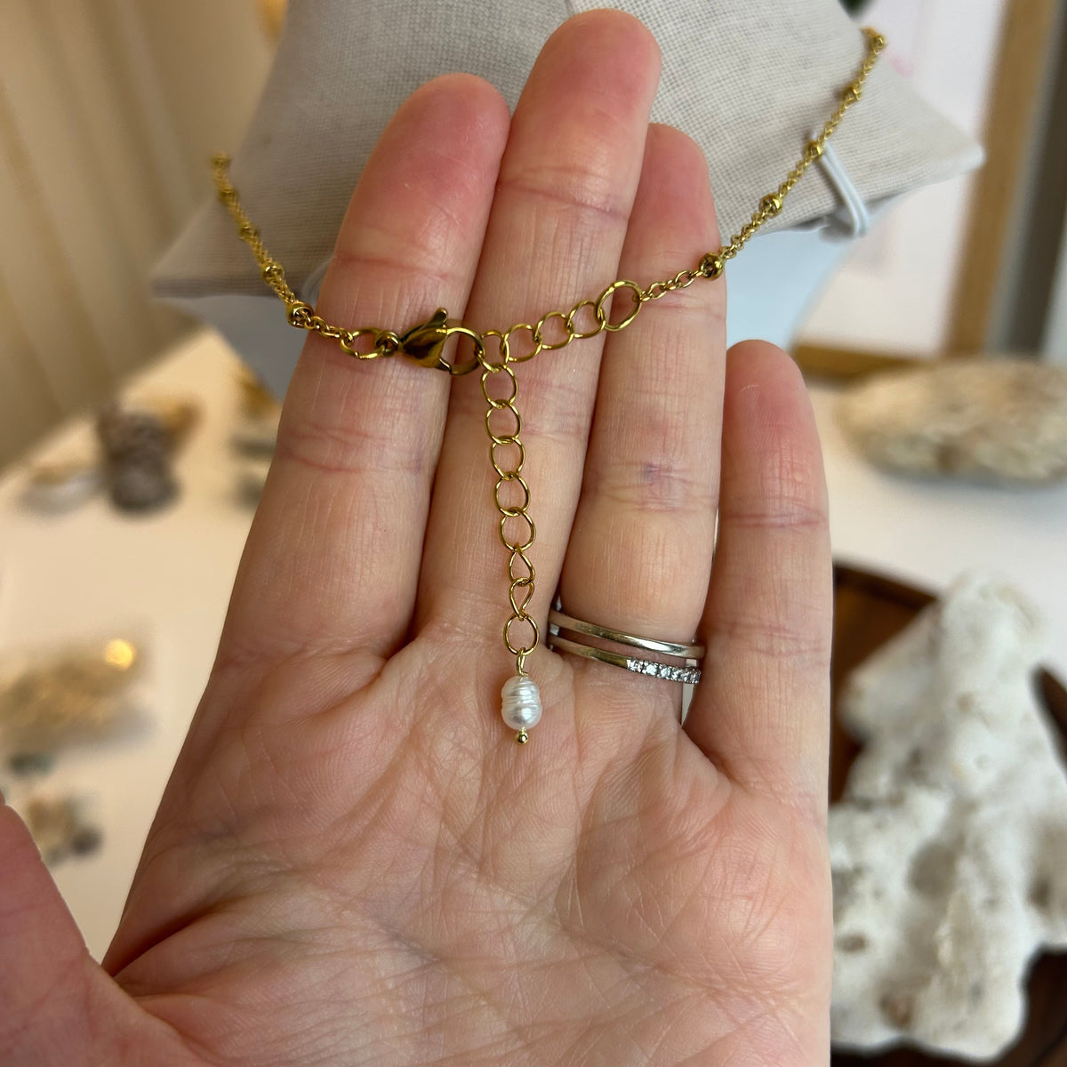 Teardrop Pearl Plunge Necklace