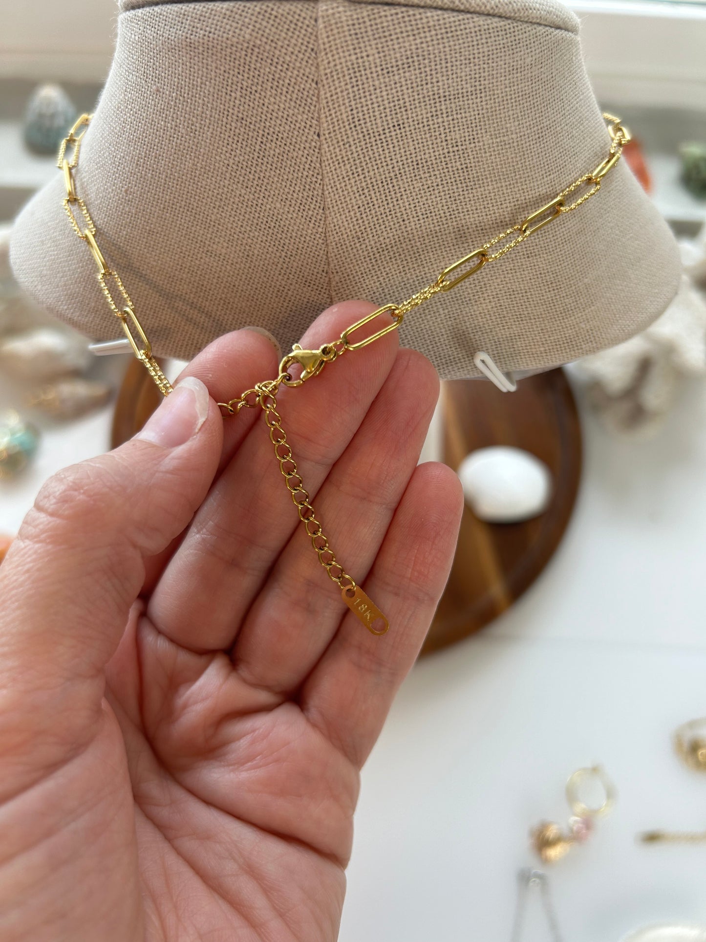 Beachy Vibes Seashell Statement Necklace