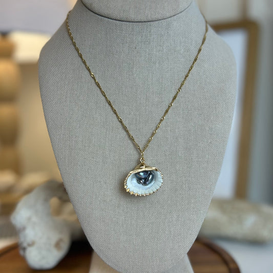 Dark Pearl Shell Nest Necklace