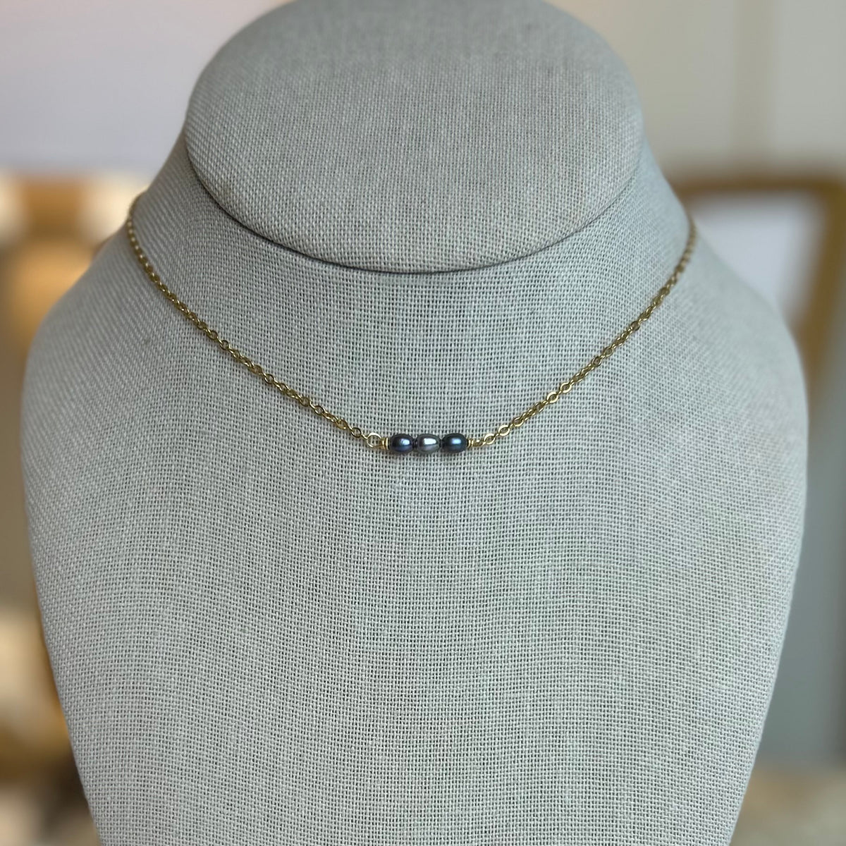 Dainty Pearl Trio Choker Necklace