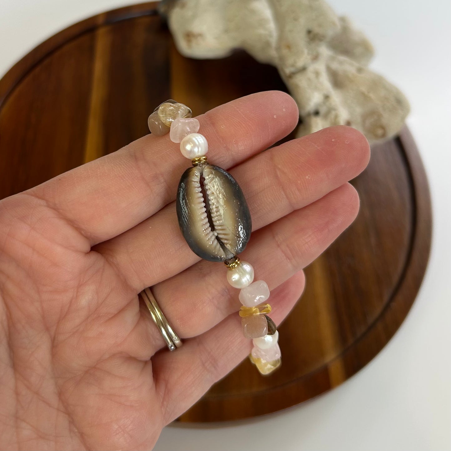 Cowrie Shell Stone & Pearls Stretch Bracelet