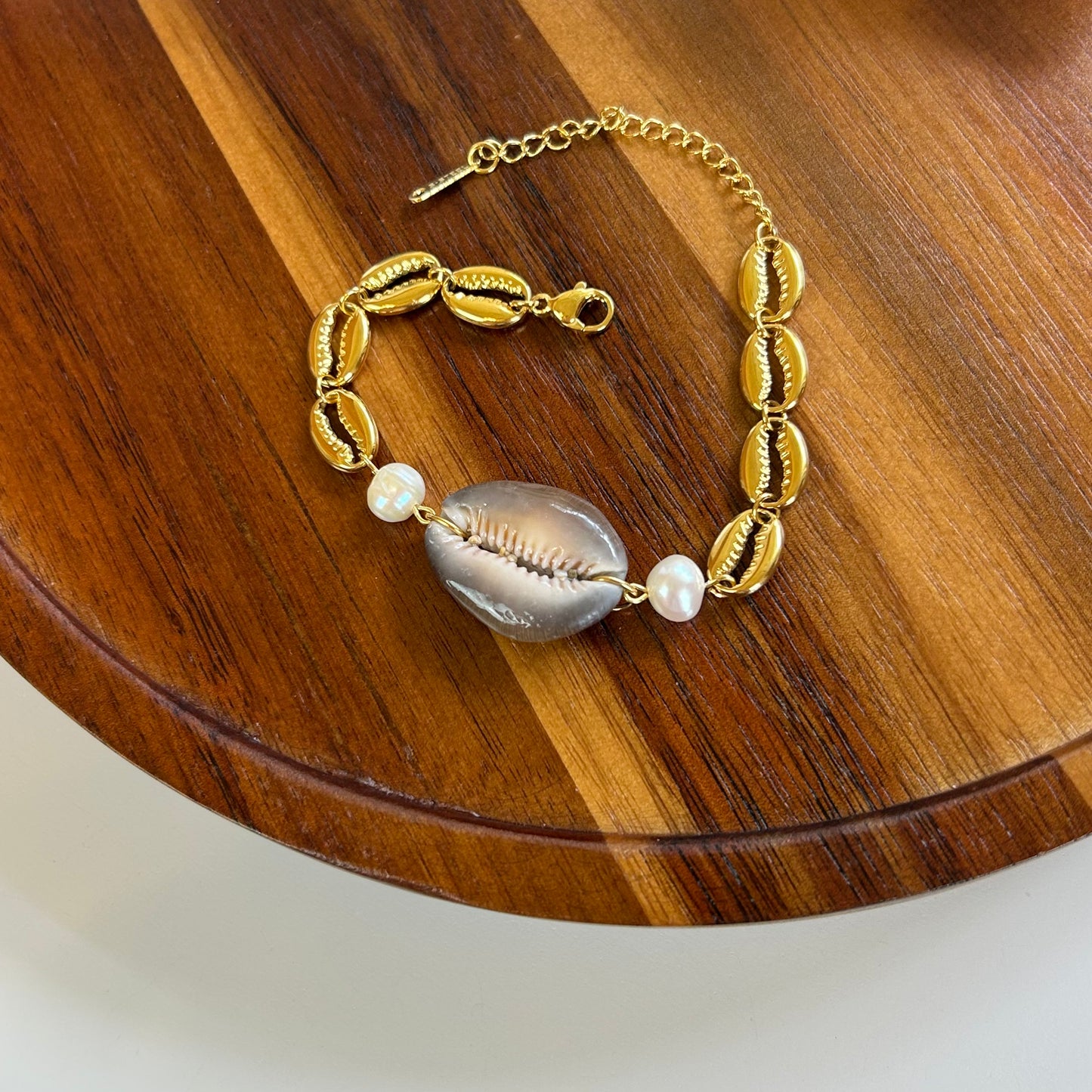 Cowrie & Pearls Shell Link Bracelet