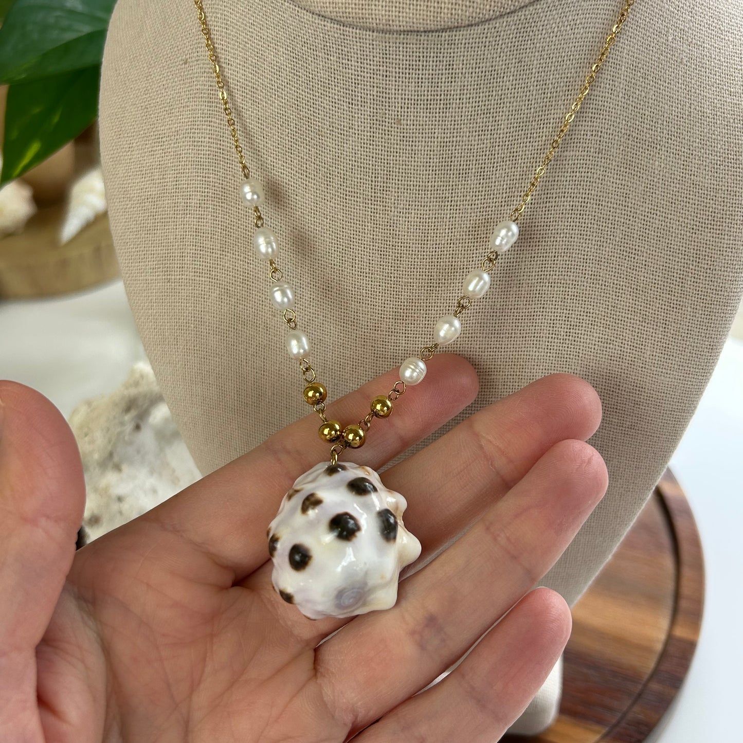 Pearl Beaded Mulberry Drupe Shell Necklace