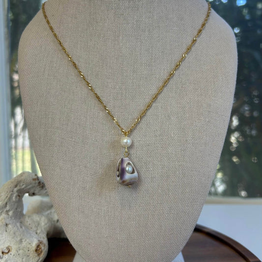 Cone Shell Pearl Inlay Pendant Necklace