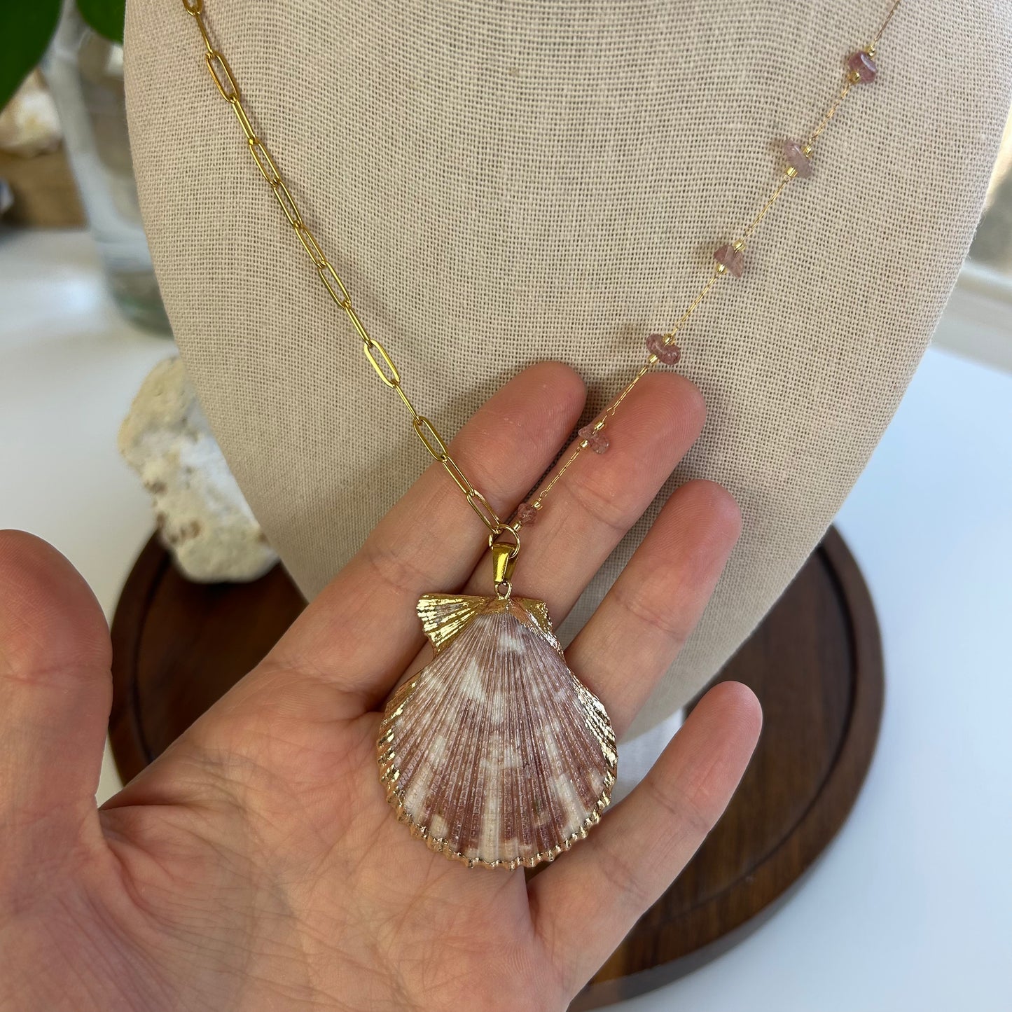 Seashell Quartz Mix Chain Necklace