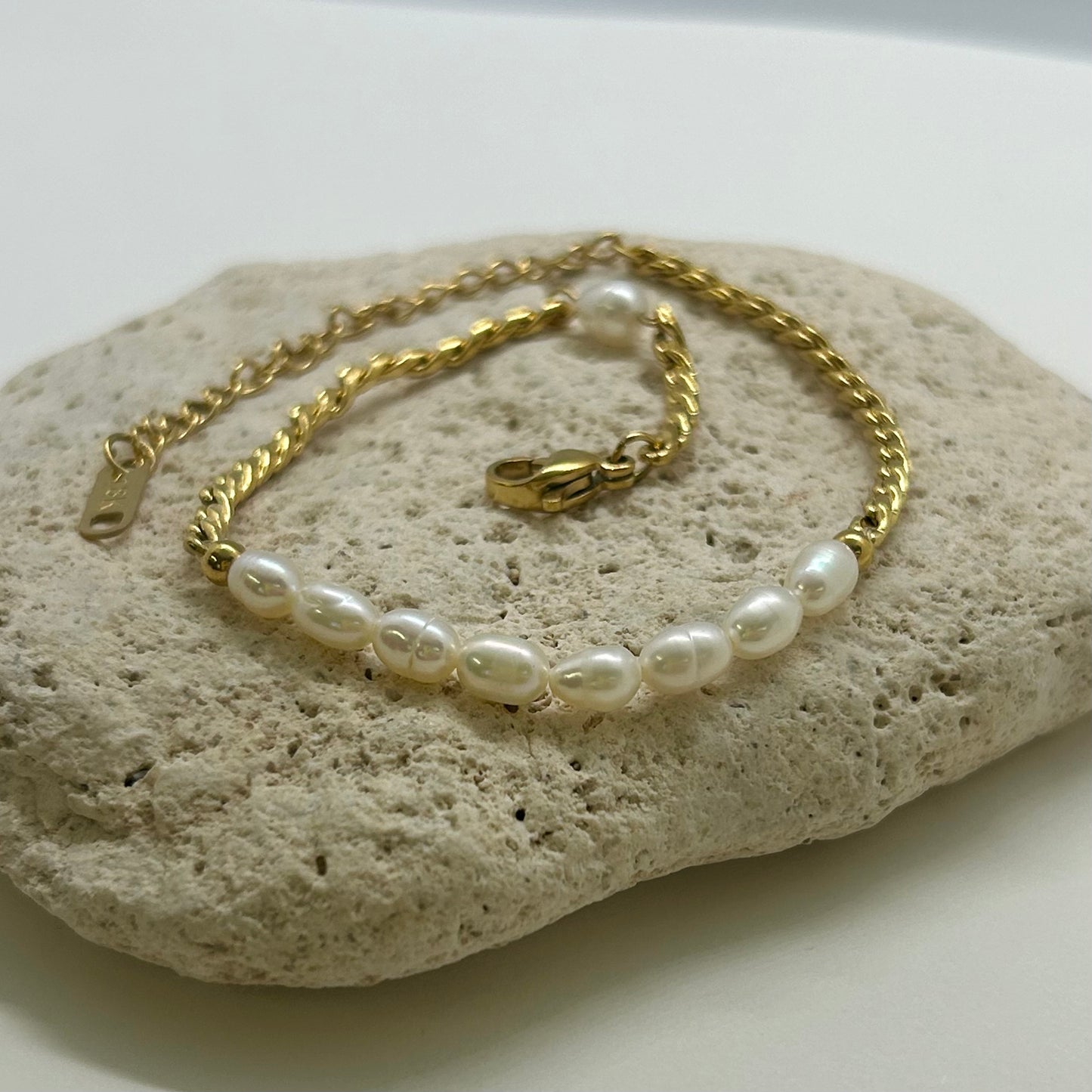 The Strand Pearl Anklet