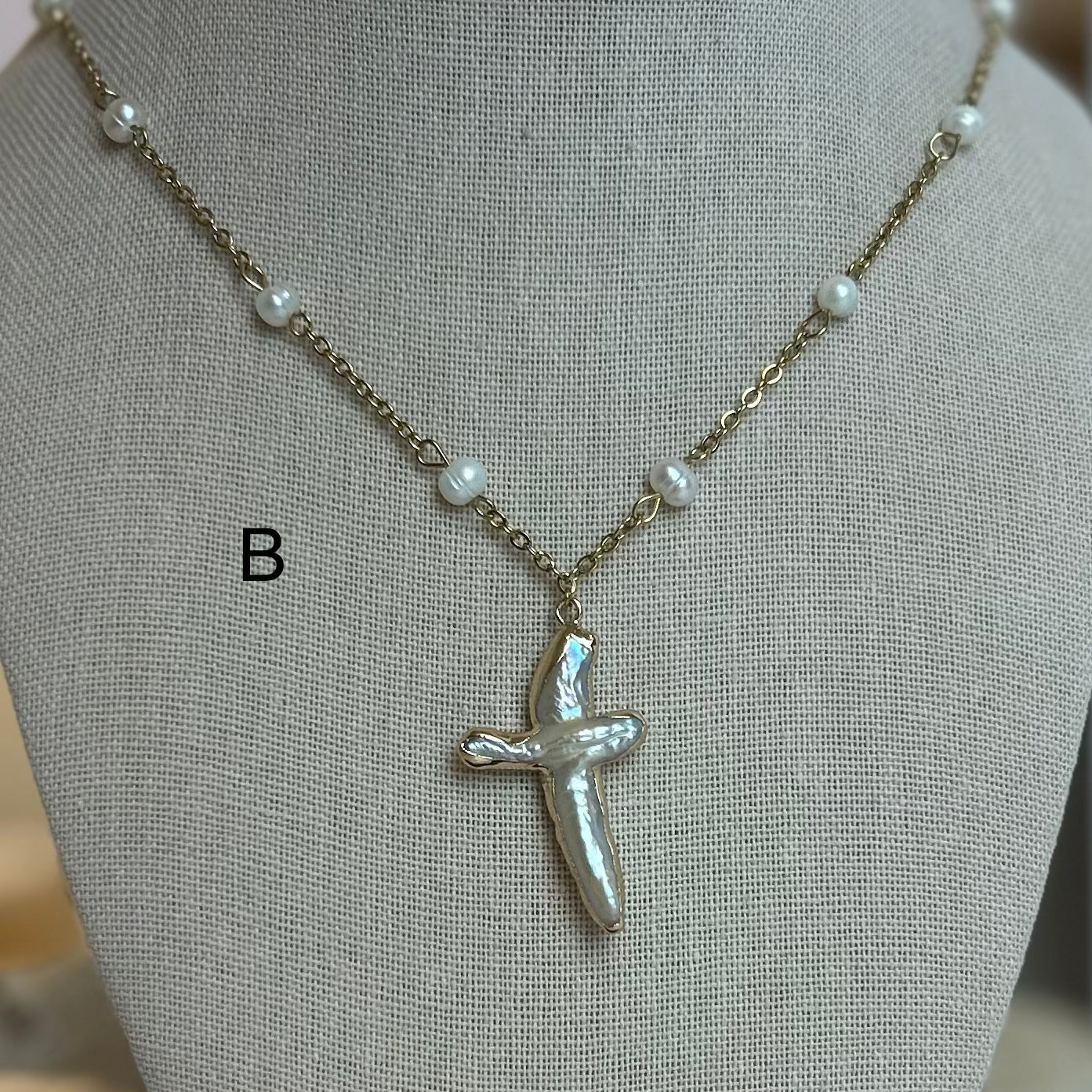 Pearl Cross Beaded Necklace