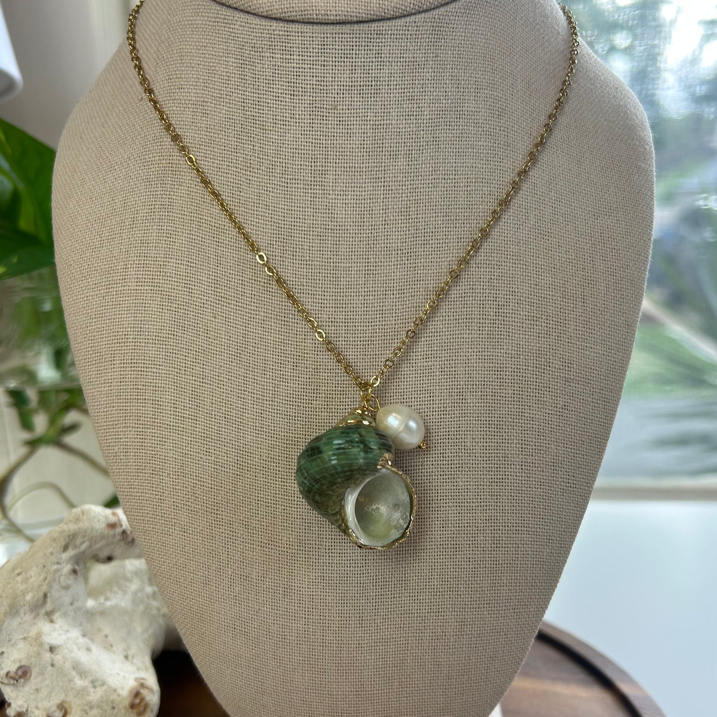 Turquoise Shell & Pearl Necklace