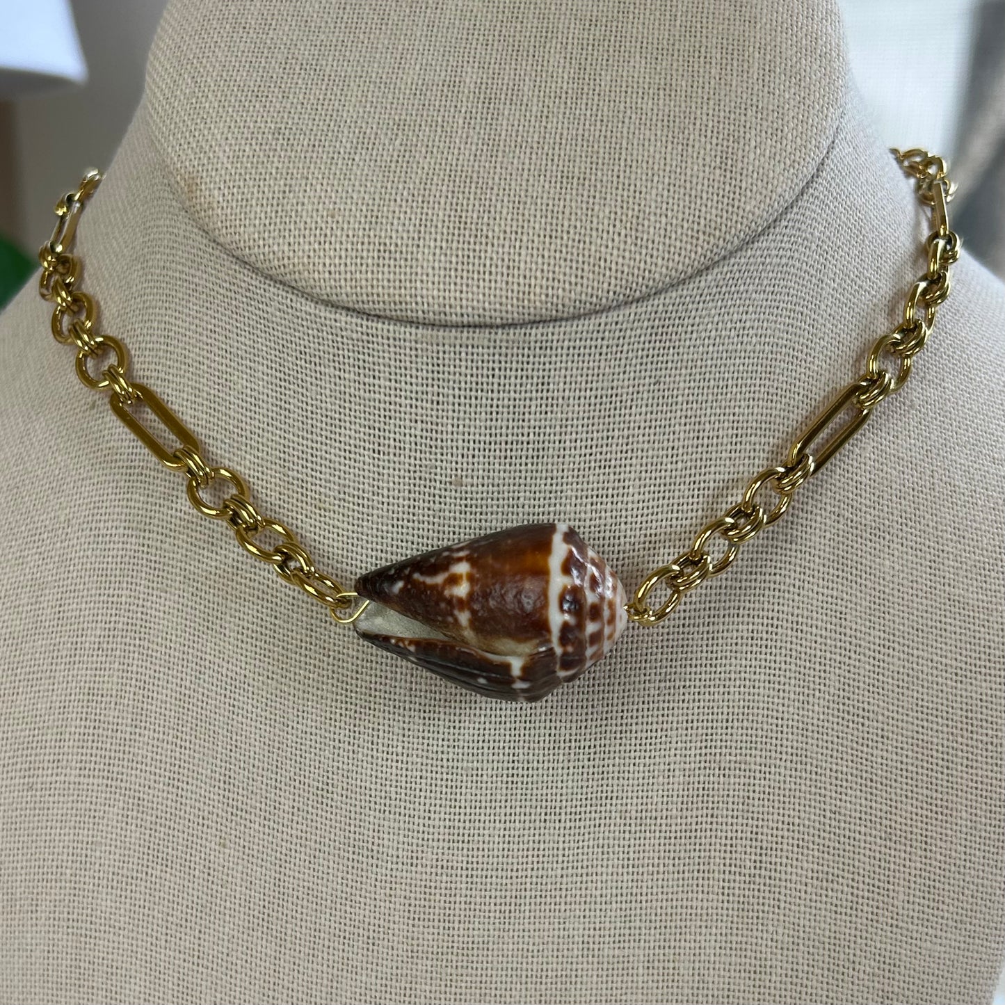 Chaldean Cone Shell Choker Necklace