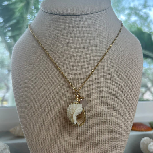 Dainty Shell Conch & Pink Quartz Necklace