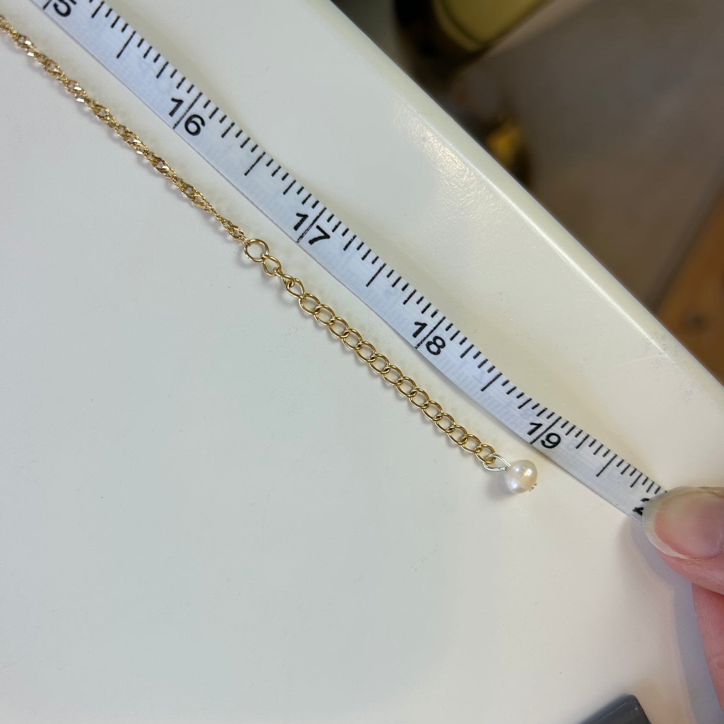 Shell Pearl Drop Necklace