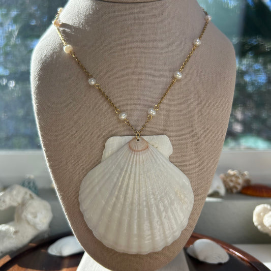 Pearl Chain Seashell Statement Necklace