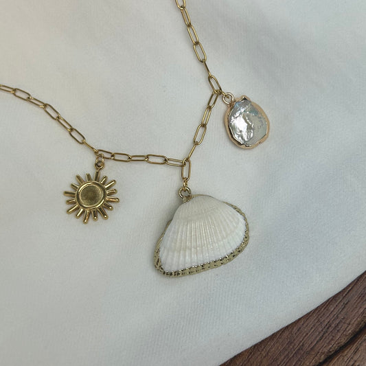 Sunshine Simplicity Seashell Charm Necklace