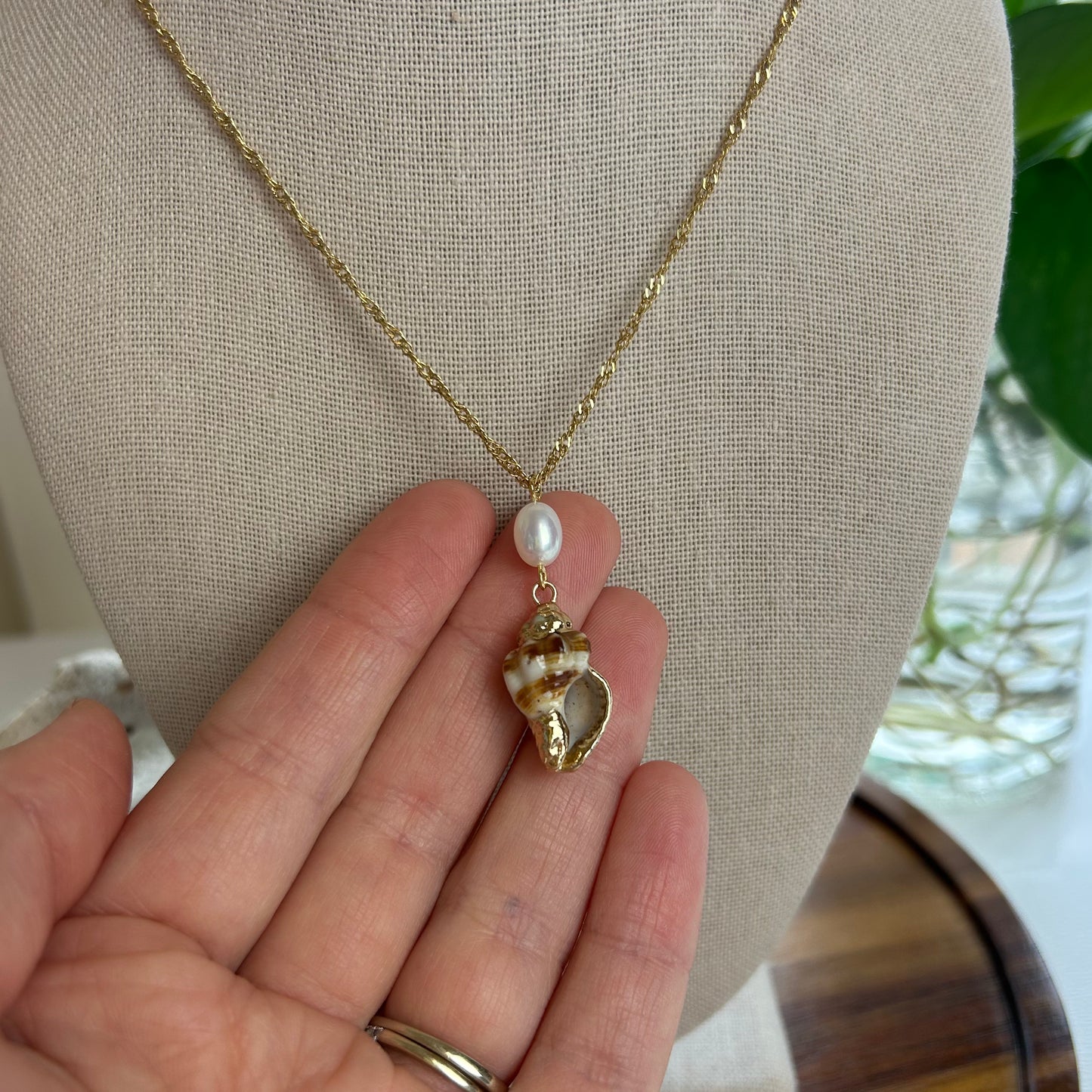 Pearl Drop Conch Shell Necklace Varieties