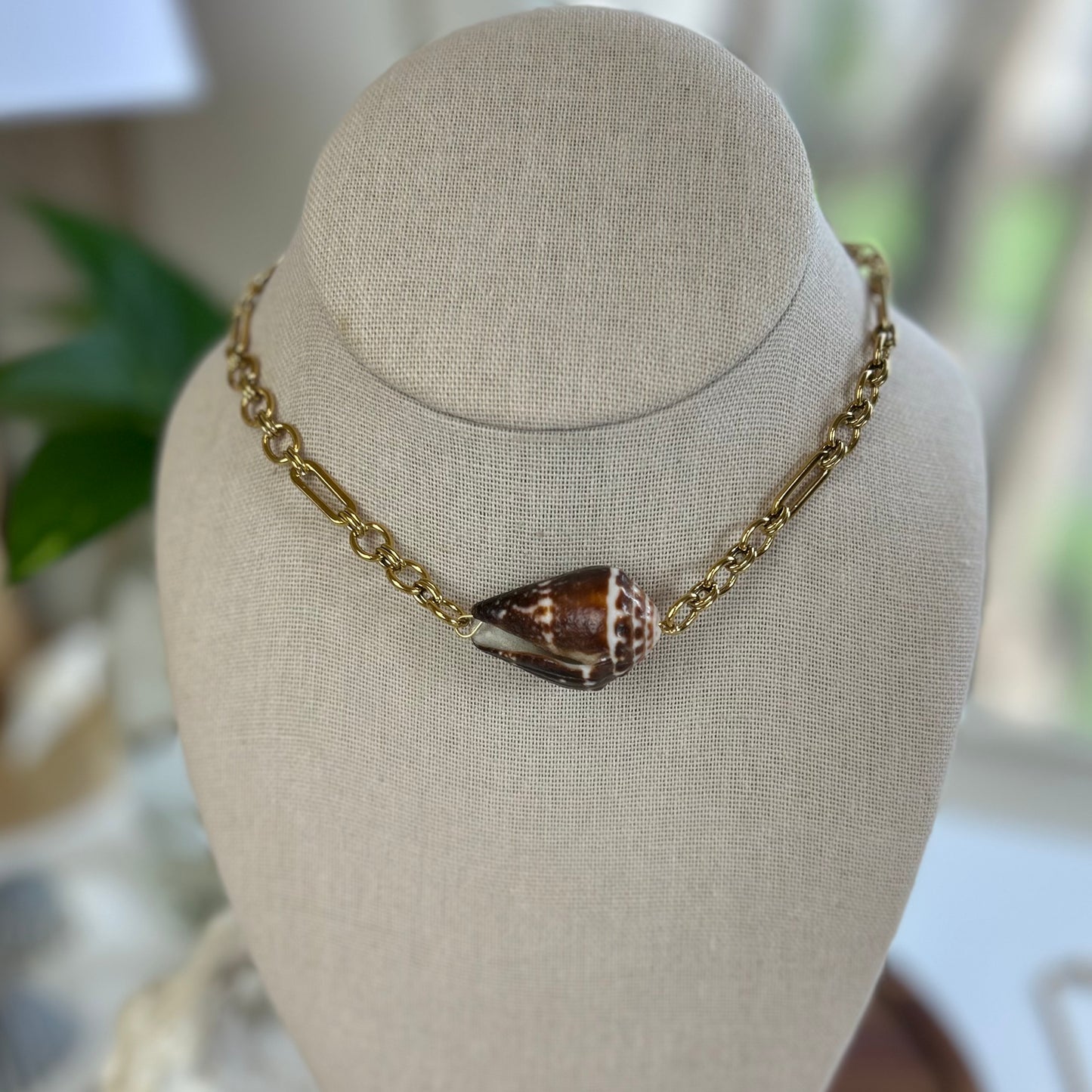 Chaldean Cone Shell Choker Necklace