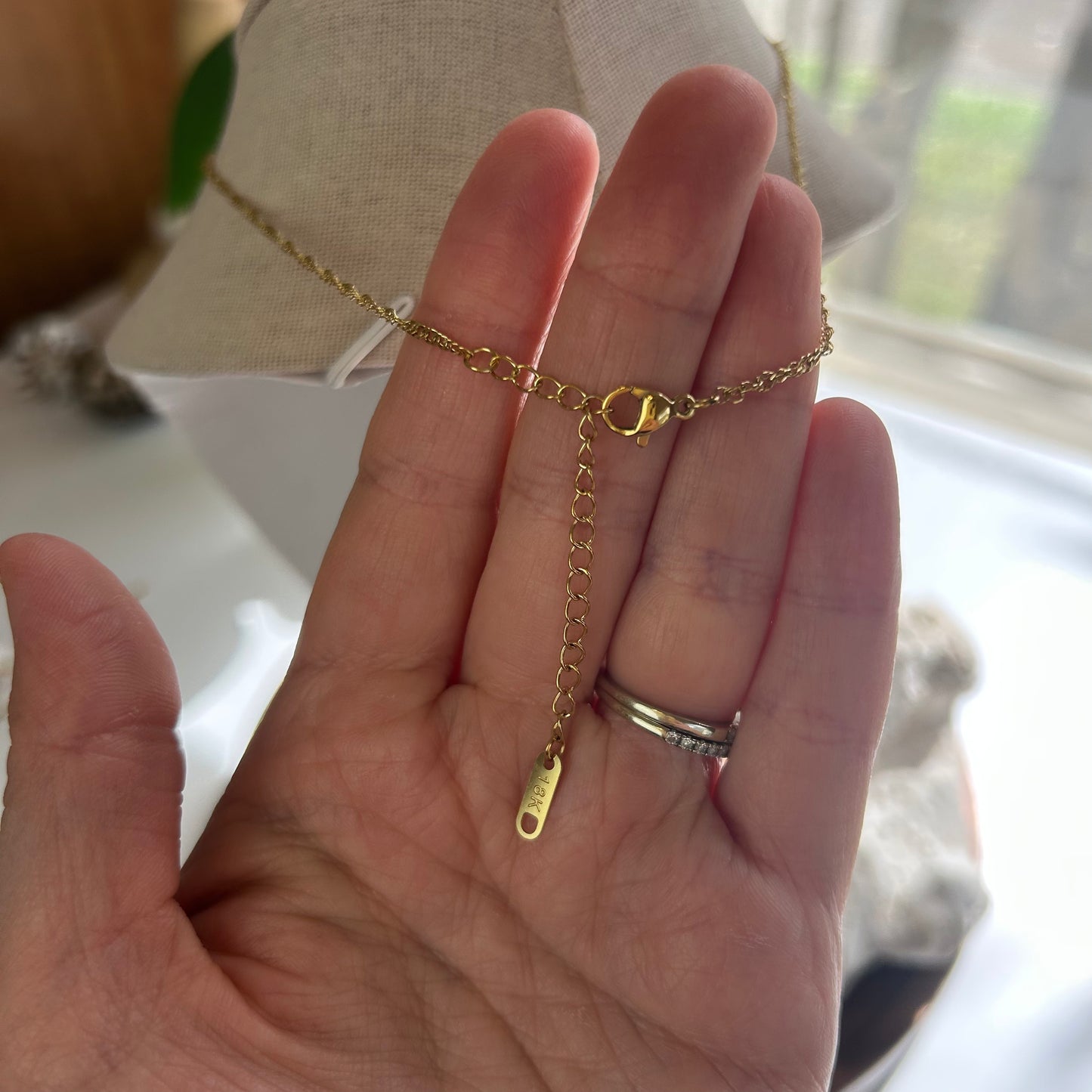 Pearl Drop Conch Shell Necklace