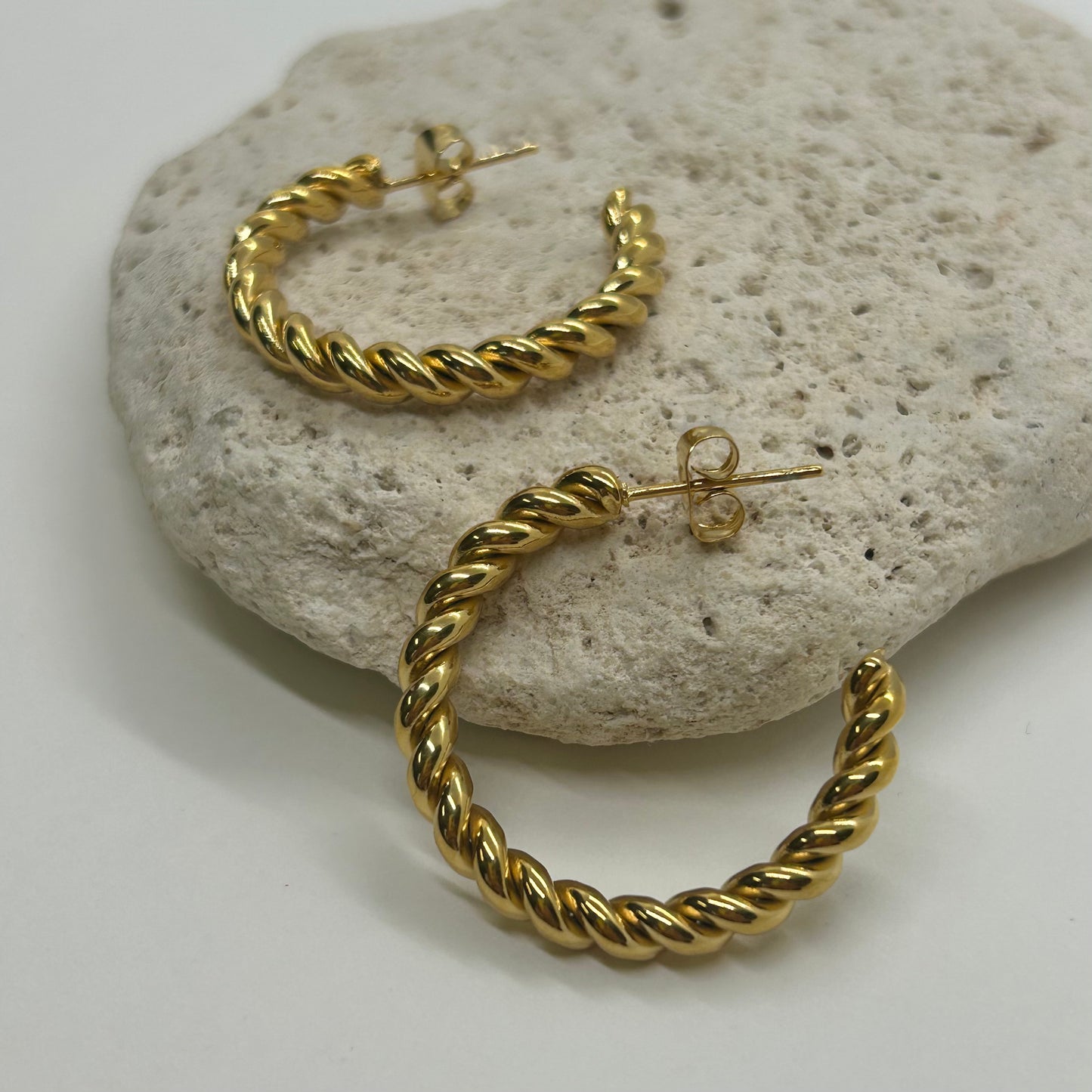 Nautical Twist Gold Hoop