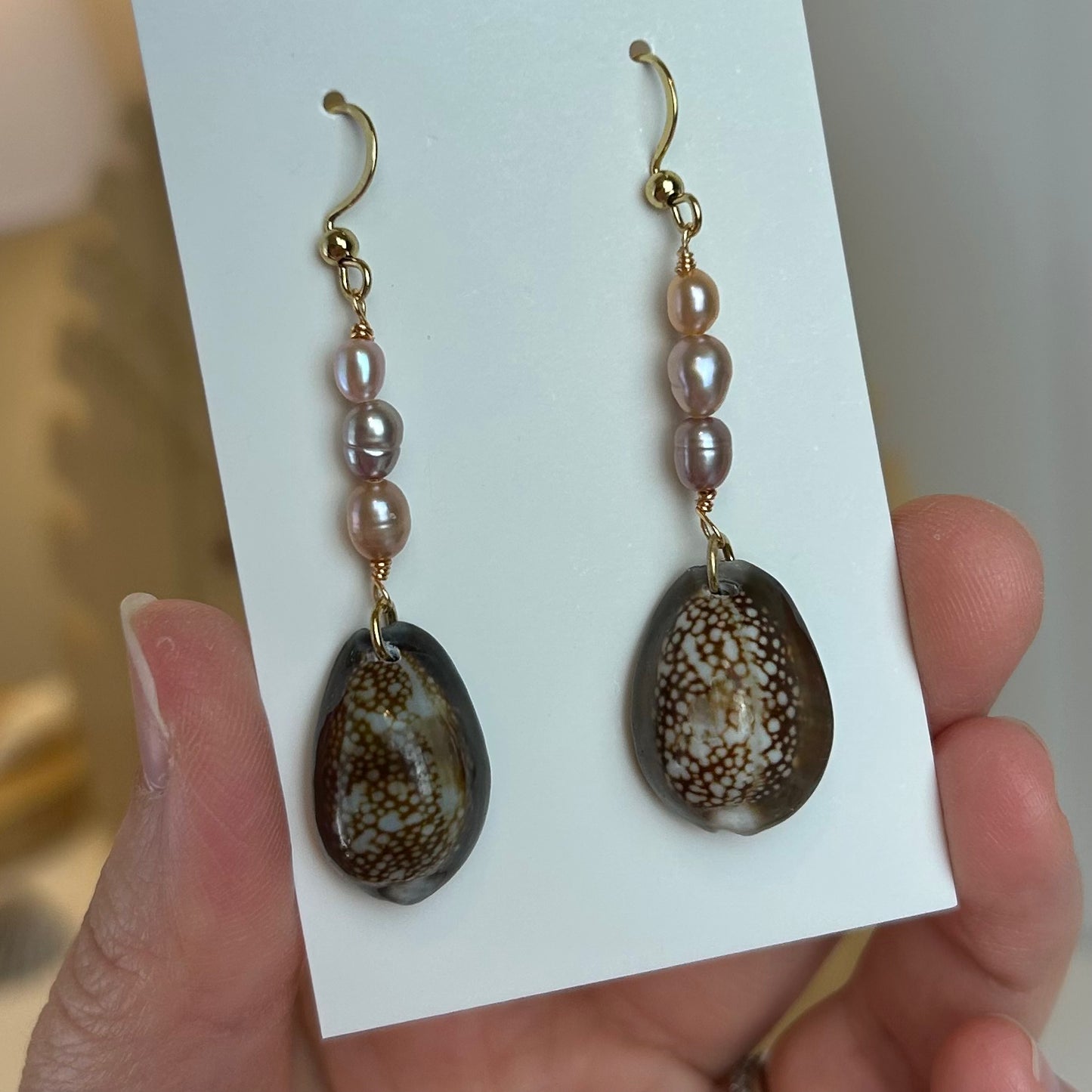 Cowrie & Lavender Pearls Earrings