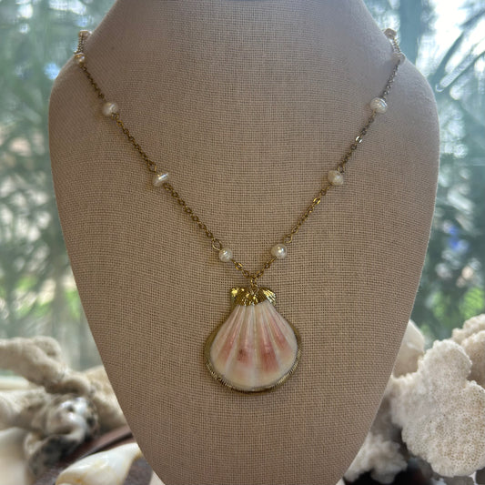 Pink Toned Shell & Pearls Necklace