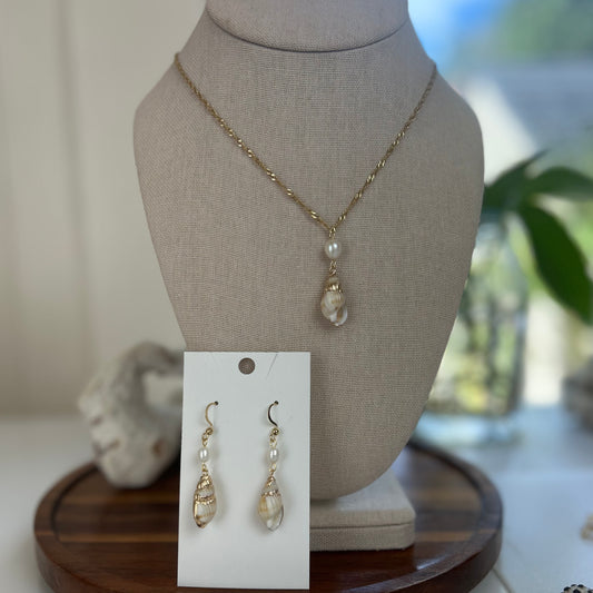 Pearl Drop Shell Earrings & Necklace Gift Set